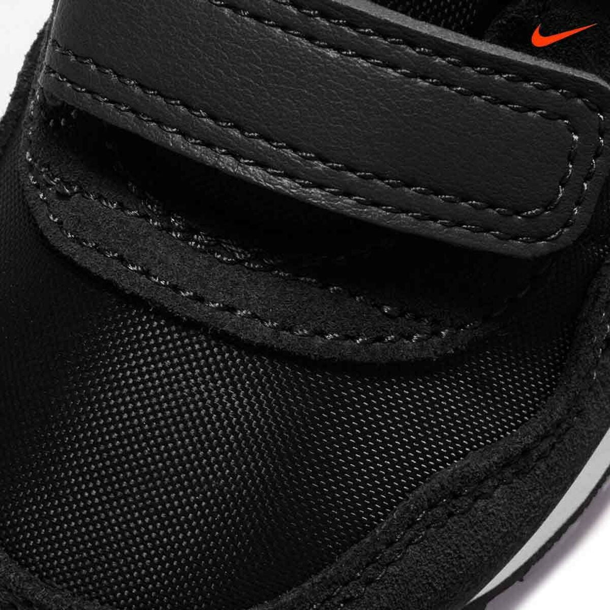 Sportschoenen voor kinderen Nike MD Valiant CN8560 002